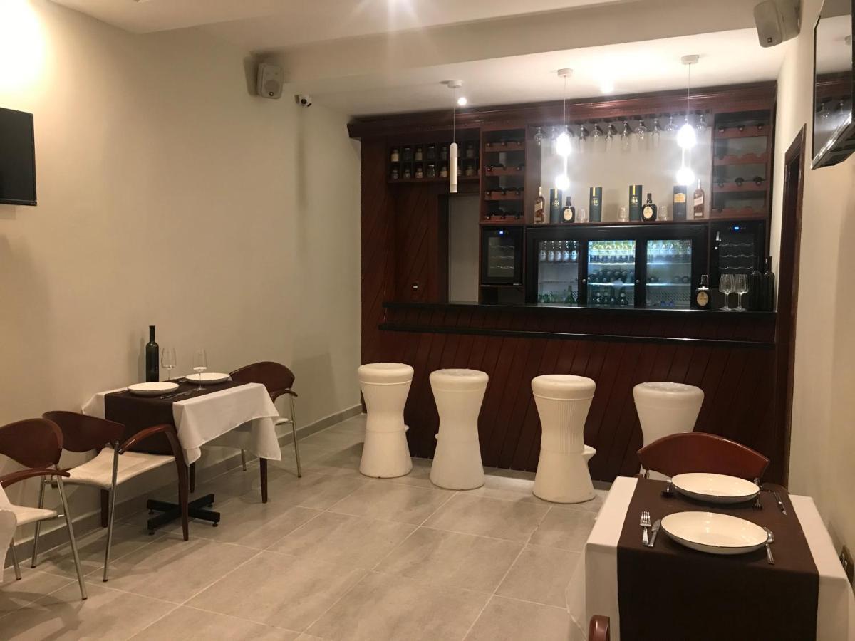 Hotel Blue Malecon And Spa ซานโตโดมิงโก ภายนอก รูปภาพ